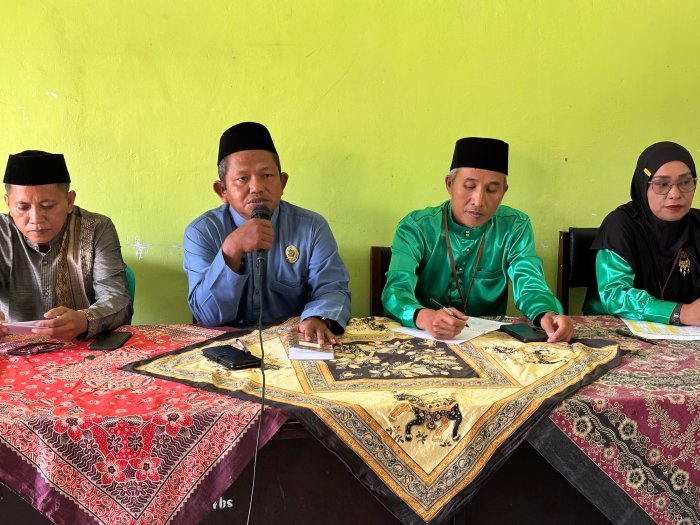 Menata Langkah di Awal Semester, Kepala MTsNegeri 6 Batang Hari Pimpin Rapat Kerja Penuh Arahan dan Harapan Menata Langkah di Awal Semester, Kepala MTsNegeri 6 Batang Hari Pimpin Rapat Kerja Penuh Arahan dan Harapan