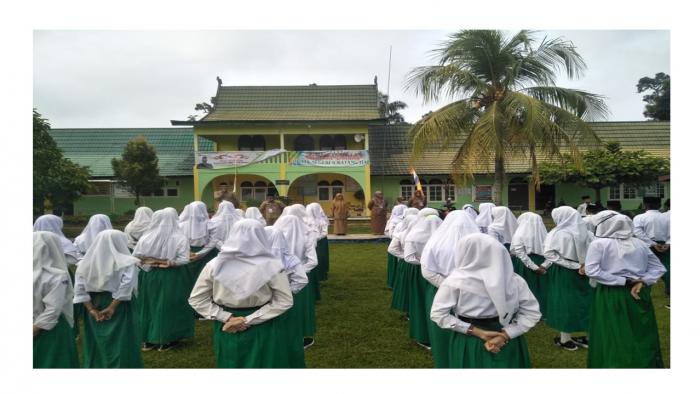 Sebanyak 73 Orang Siswa Kelas 9 MTsN 6 Batang Hari Mengikuti Ujian Madrasah (UM) Tahun Pelajaran 2020/2021