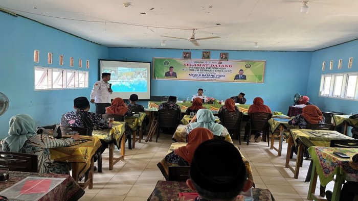 Workshop KBC 2025: MTsN 6 Batang Hari Siapkan Tenaga Pendidik Unggul dan Kompeten
