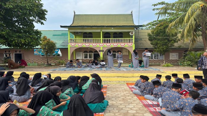 Debat Kandidat Calon Ketos: MTsN 6 Batang Hari Cetak Pemimpin Muda Demokratis