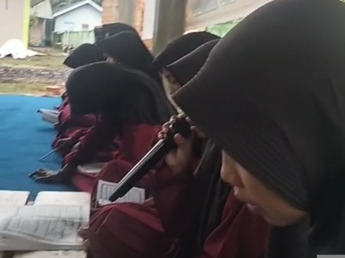 Jumat Penuh Hikmah, MTsNegeri 6 Batang Hari Laksanakan Yasinan, Tahlilan, dan Salawatan Menjelang Ramadan