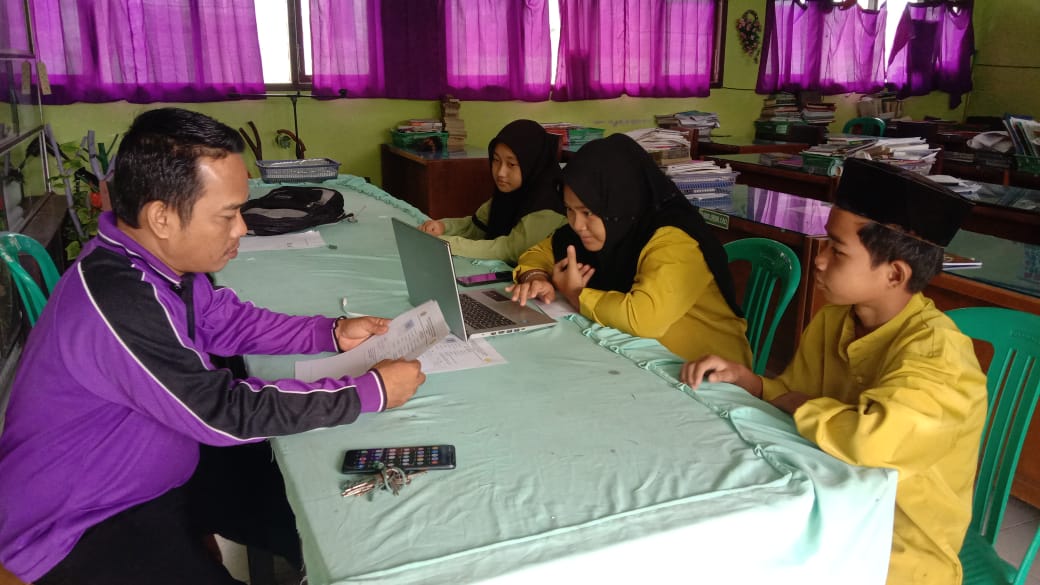 Sukseskan KSM Tingkat Kabupaten Tahun 2024 Siswa MTsN 6 Batang Hari Ikuti Simulasi 