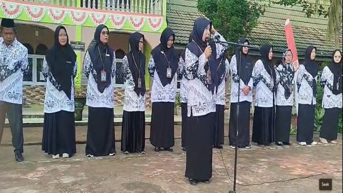 Imaroh Tekankan Pentingnya Kewajiban Siswa di MTsN 6 Batang Hari