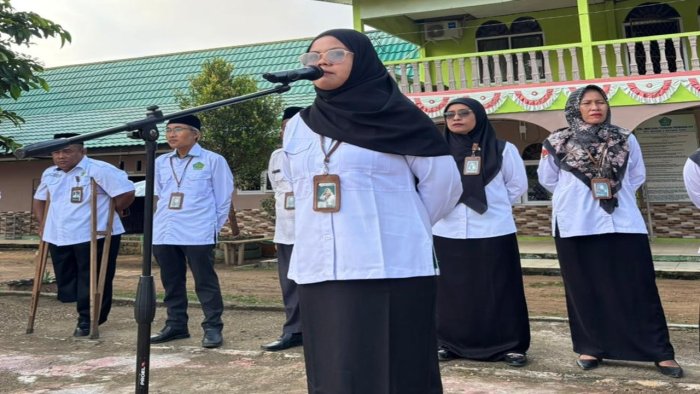 Bangun Semangat Kebersamaan, Rohimah Mursidah Ajak Siswa MTsN 6 Batang Hari Terapkan Kerja Sama dan Tanggung Jawab