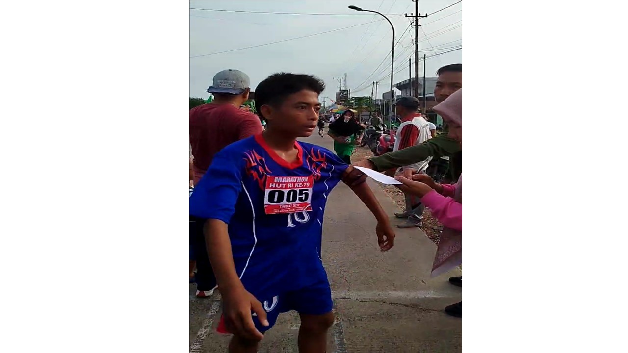 Dede Bahdim Firmansyah Juara 1 Bertahan Lomba Maraton Tingkat Kecamatan Tahun 2023 dan 2024 Dede Bahdim Firmansyah Juara 1 Bertahan Lomba Maraton Tingkat Kecamatan Tahun 2023 dan 2024