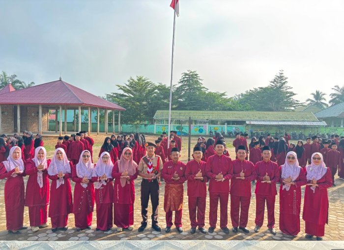 Satu Pramuka Satu Langkah Untuk Negeri: MTsN 6 Batang Hari Lepas Muhammad Zaky Menuju Jambore Daerah Jambi 2026 Satu Pramuka Satu Langkah Untuk Negeri: MTsN 6 Batang Hari Lepas Muhammad Zaky Menuju Jambore Daerah Jambi 2026