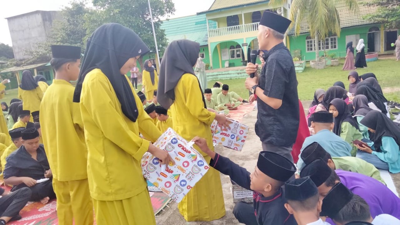 Meriahkan HGN 2024, OSIM MTsN 6 Batang Hari Laksanakan Pemilihan Guru Terfavorit Meriahkan HGN 2024, OSIM MTsN 6 Batang Hari Laksanakan Pemilihan Guru Terfavorit