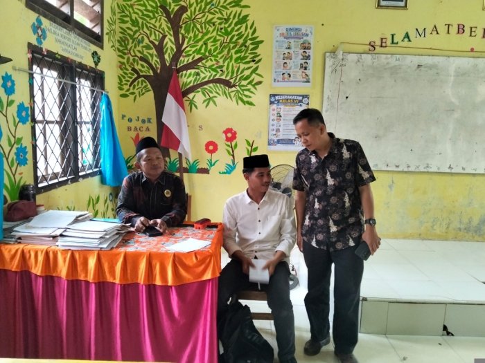 BAZNAS Salurkan Dana Zakat Pendidikan untuk 24 Murid MTsN 6 Batang Hari BAZNAS Salurkan Dana Zakat Pendidikan untuk 24 Murid MTsN 6 Batang Hari
